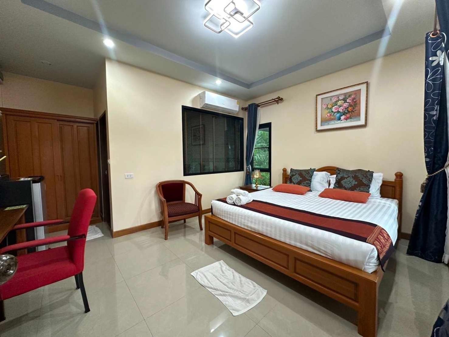 Capital O 75518 Baan Rose Resort Ao Luk Eksteriør billede